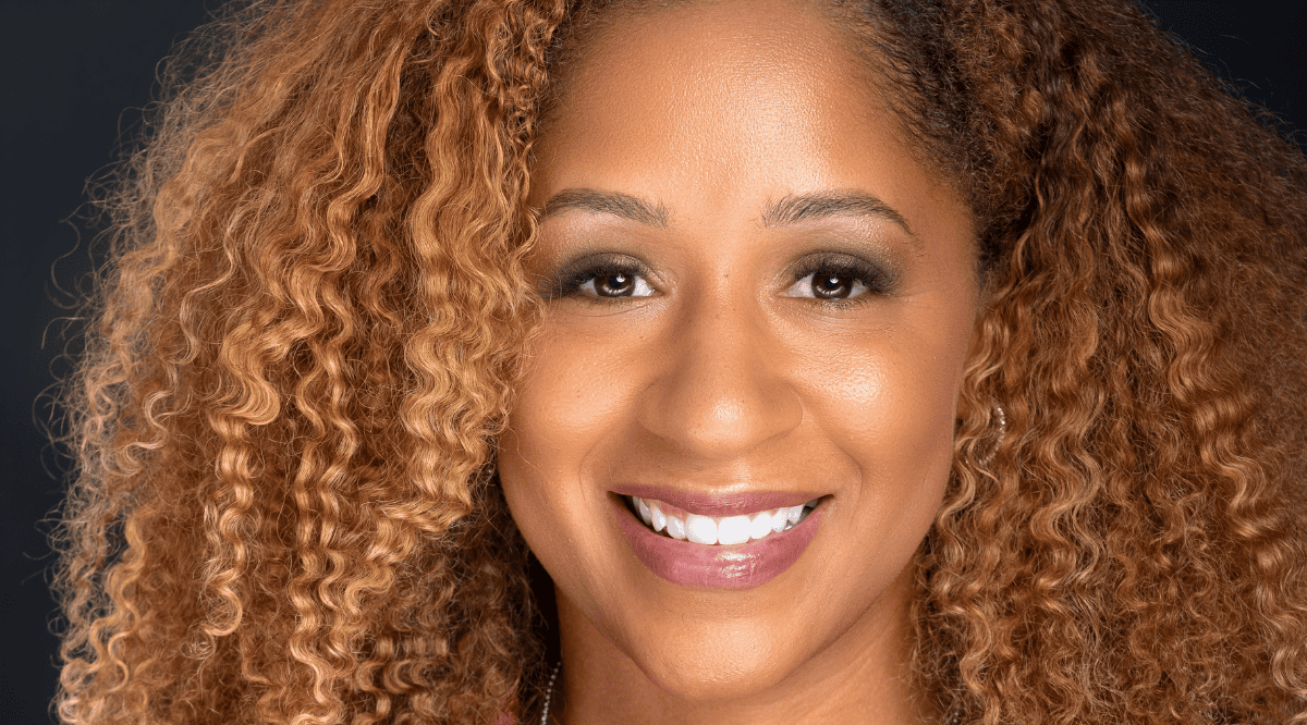 dr cicely dowdell smith headshot