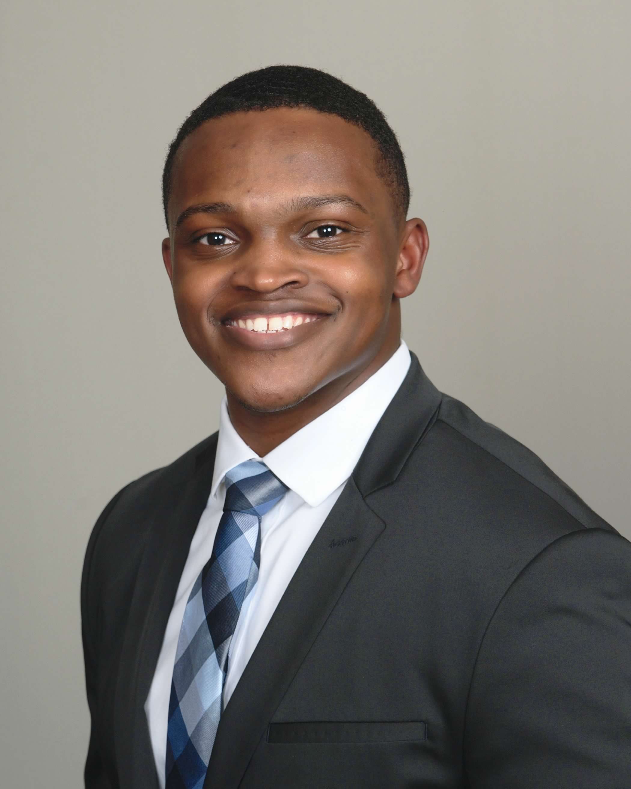 Jonathon Lewis Headshot
