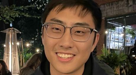 Headshot of medical student Richard Wu